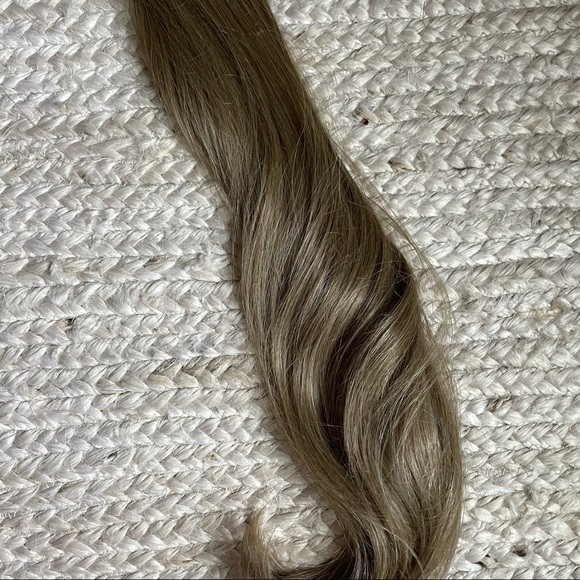 INH Insert Name Here curly ponytail extension - Picture 2 of 2